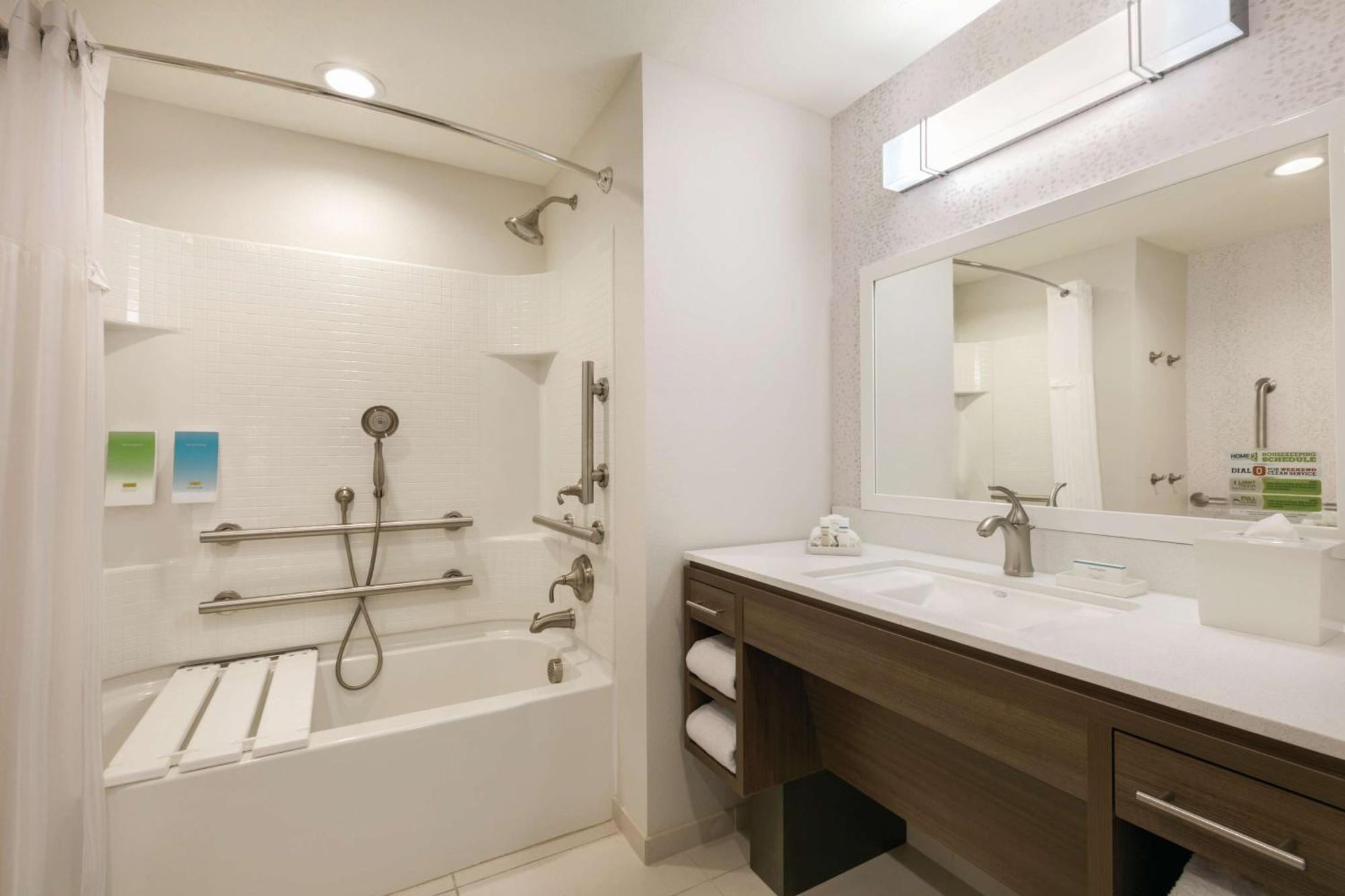 Home2 Suites By Hilton Williamsville Buffalo Airport Екстериор снимка